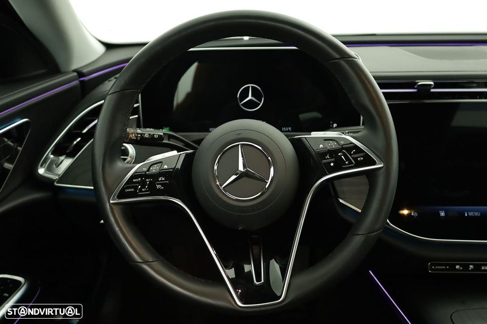 Mercedes-Benz E 300 Standard - 15