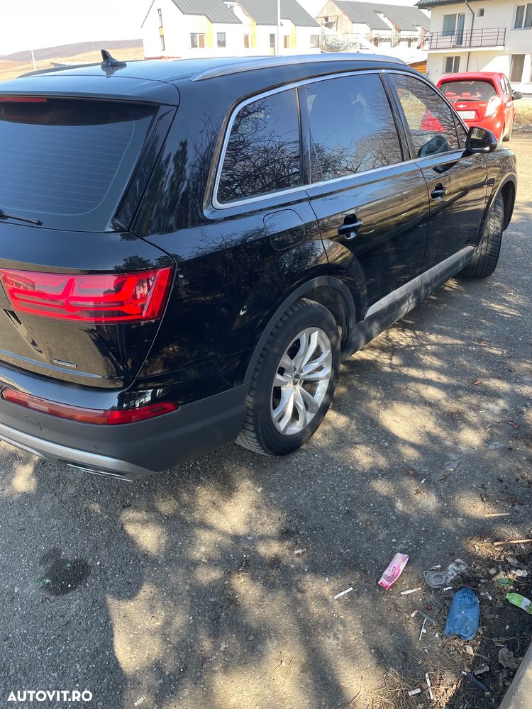 Audi Q7 - 11