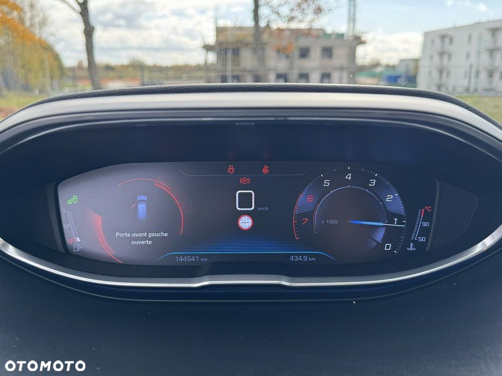 Peugeot 3008 PureTech 130 Stop & Start GPF Allure - 22