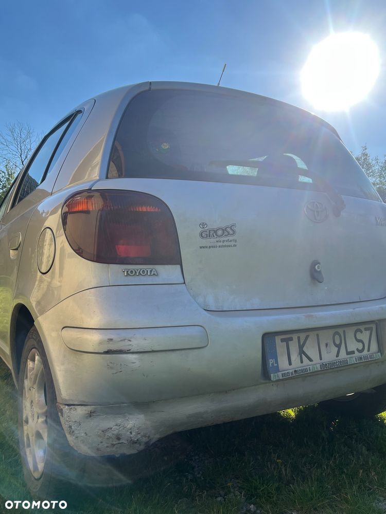 Toyota Yaris 2004 photo 5