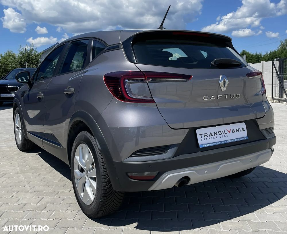 Renault Captur BLUE dCi 115 EDC BUSINESS EDITION - 4