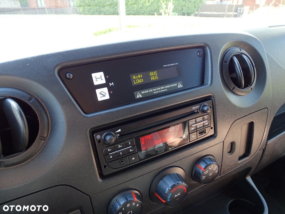 Renault Master 2.3 130 4x4 Brygadówka DOKA 7 Osób Skrzynia 3.18 m. UNIKAT! JEDYNY TAKI !! 51 Tyś km.!! - 28