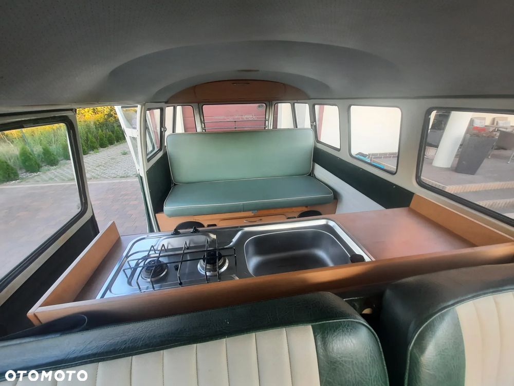 Volkswagen Transporter - 8