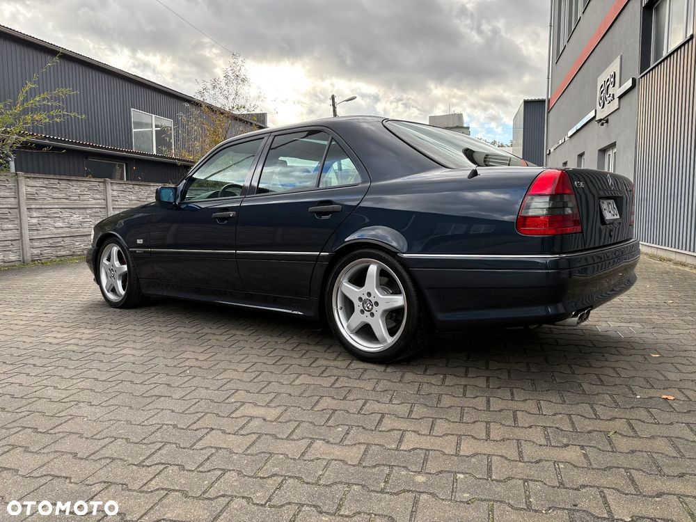 Mercedes-Benz Klasa C - 2