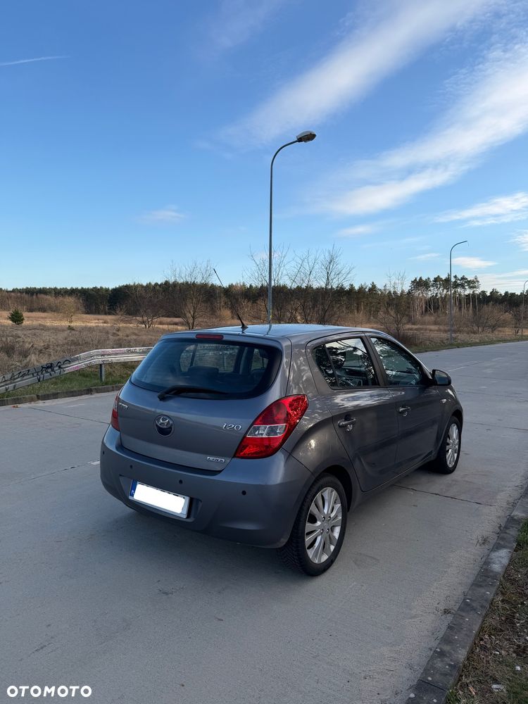 Hyundai i20 - 2