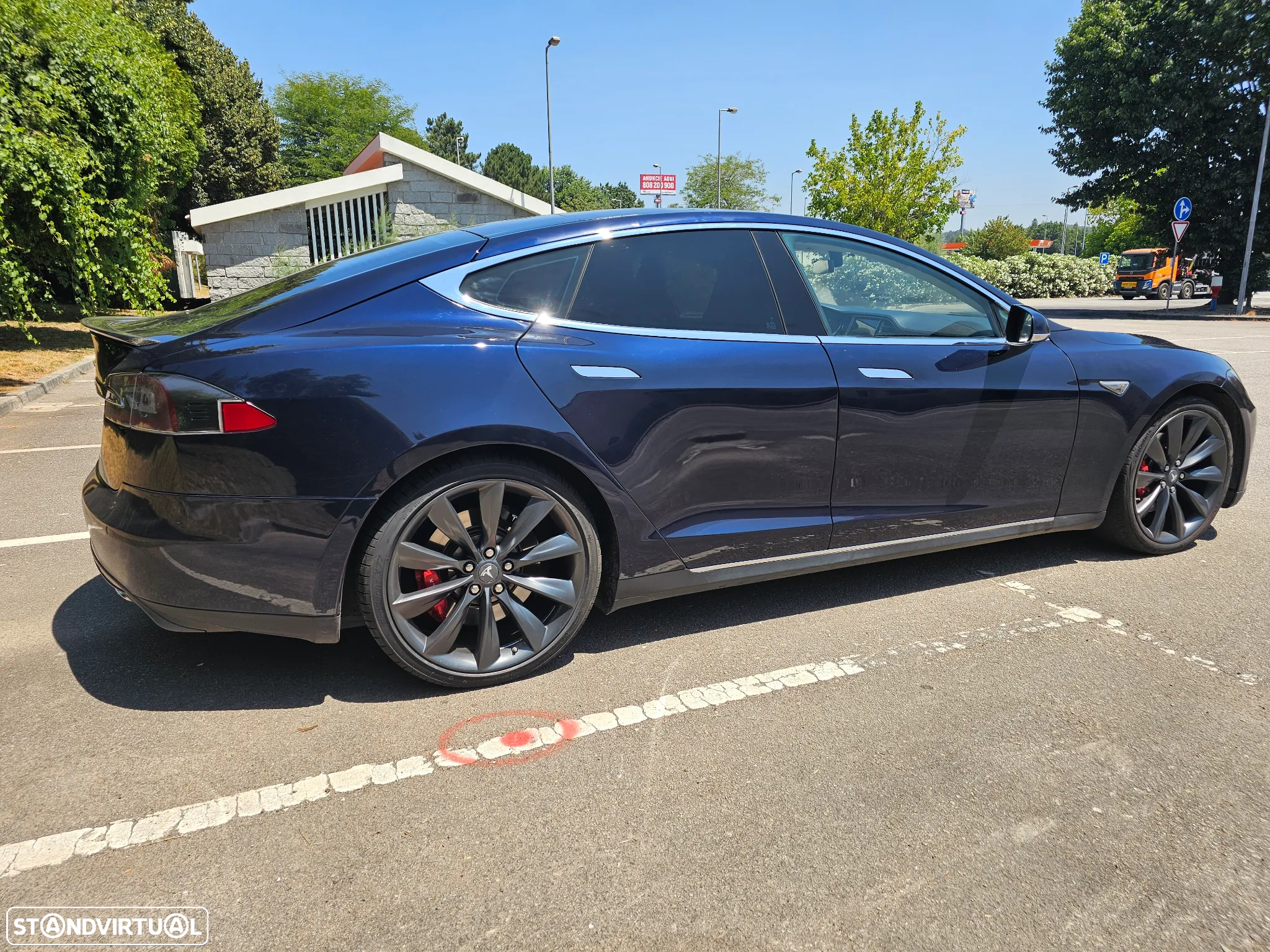 Tesla Model S 85D AWD Performance - 27