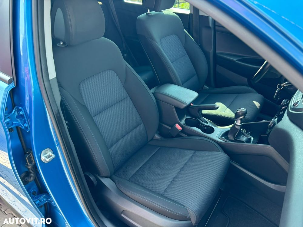 Hyundai Tucson blue 1.6 GDi 2WD Intro Edition - 31