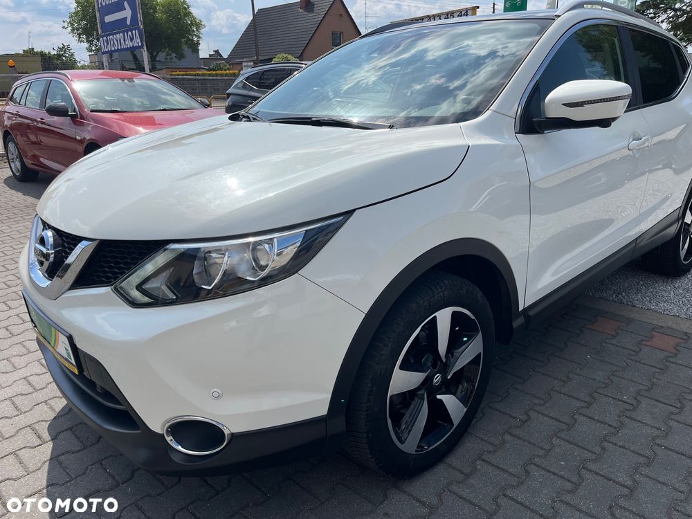 Nissan Qashqai 1.2 DIG-T N-Connecta Xtronic EU6 - 18