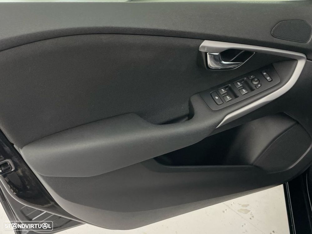 Volvo V40 1.5 T3 Sport Edition Geartronic - 18