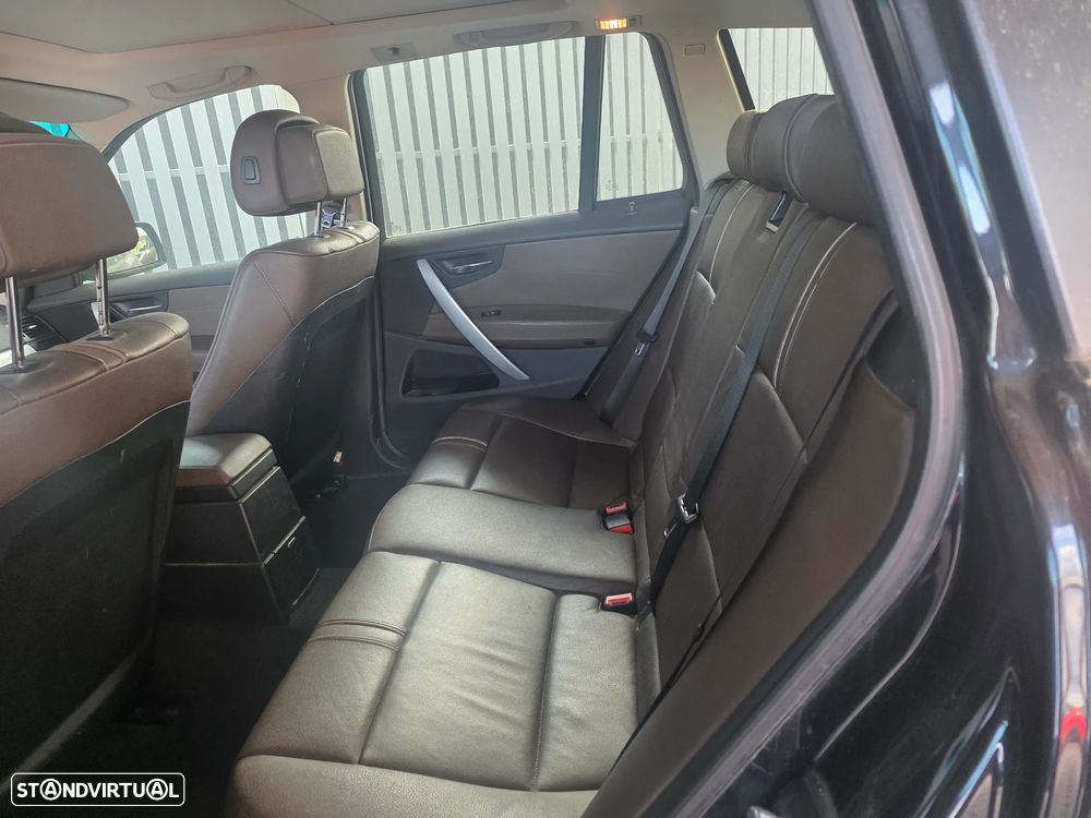 BMW X3 2.0 dA - 12