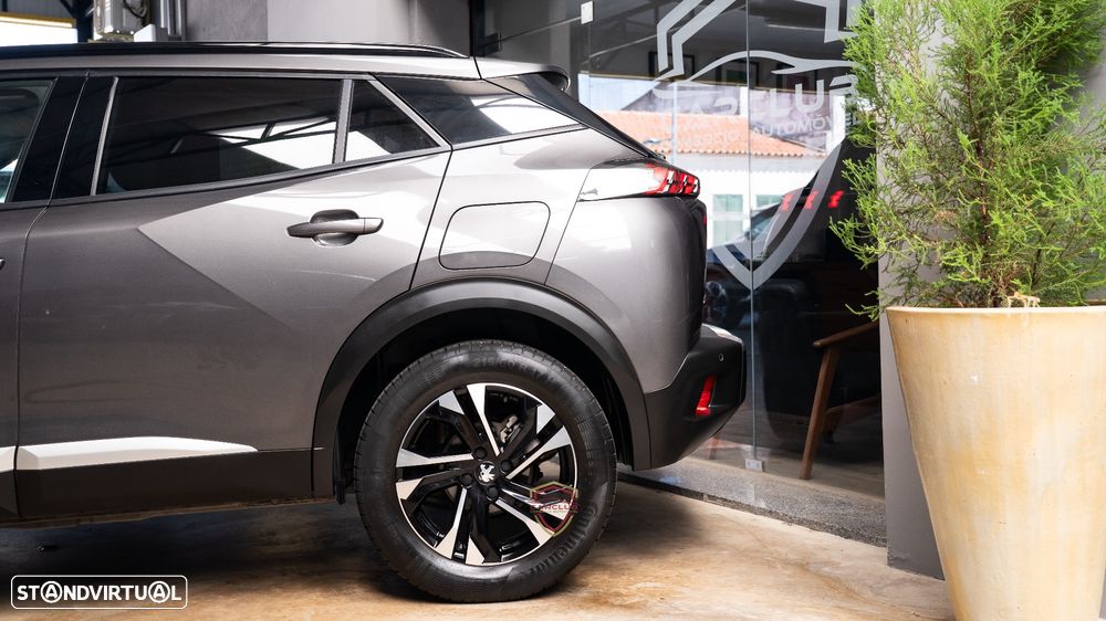 Peugeot 2008 1.2 PureTech Allure - 11
