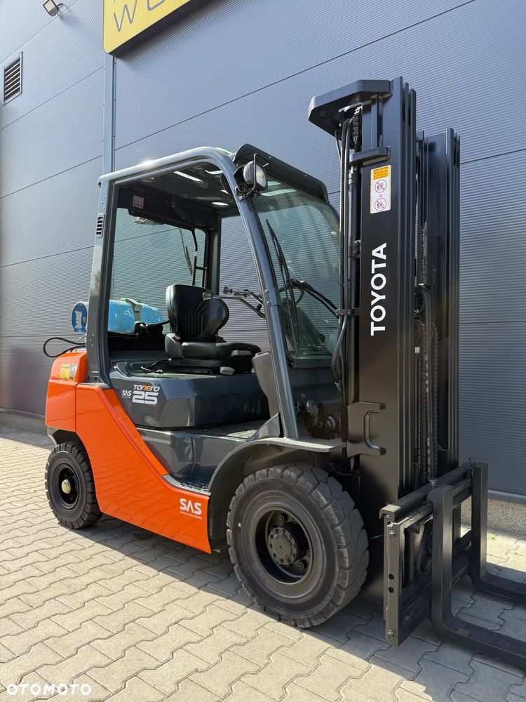 Toyota 02-8FGF25 - 3