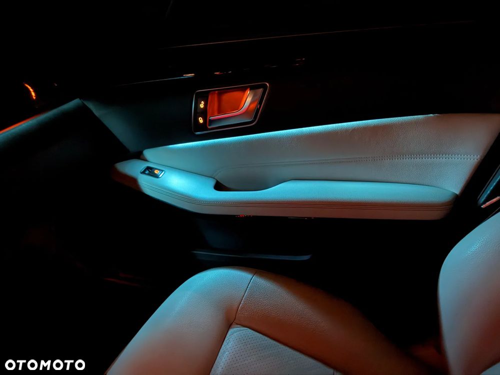 Mercedes-Benz Klasa E 220 BlueTEC 7G-TRONIC Avantgarde - 17