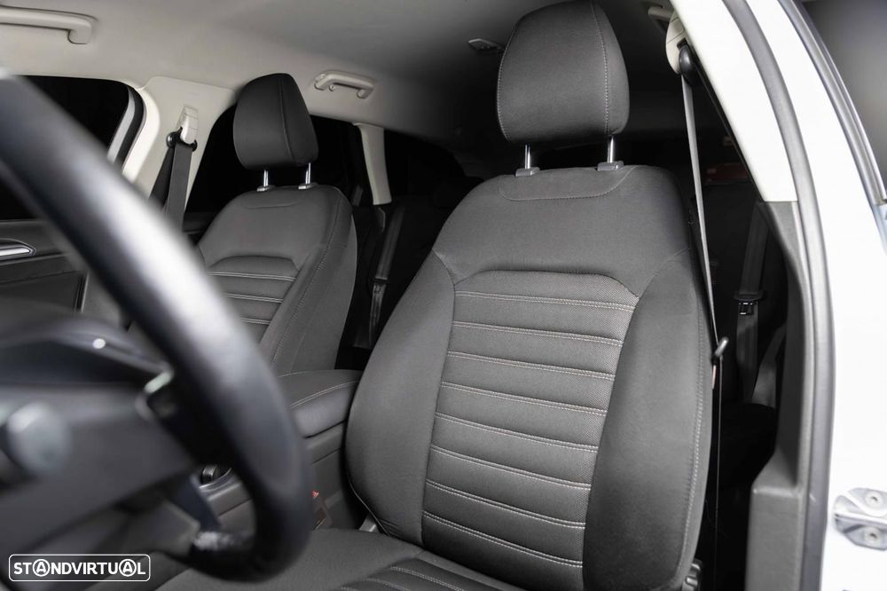 Ford Mondeo SW 1.5 TDCi Business Plus ECOnetic - 39