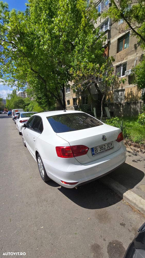 Volkswagen Jetta 1.2 TSI Comfortline - 9
