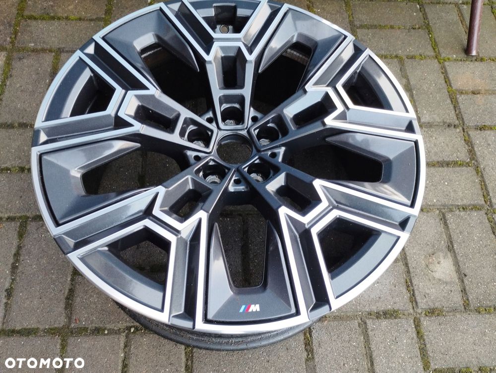 felga 8,5j 20 et28 bmw 5 i5 g60 m-pakiet 5a324e8 - 2