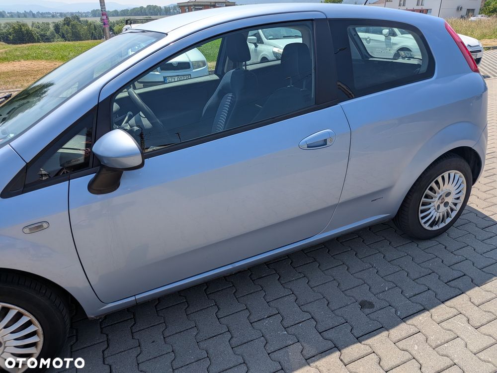 Fiat Grande Punto - 4