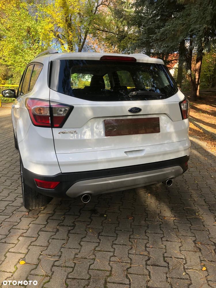 Ford Kuga - 2