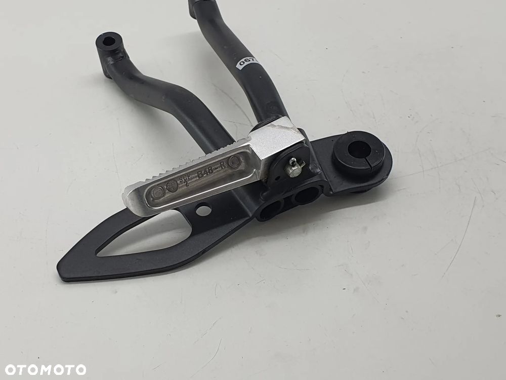 SET PASAZERA PRAWY PODNOZEK  YAMAHA XSR 125 - 3