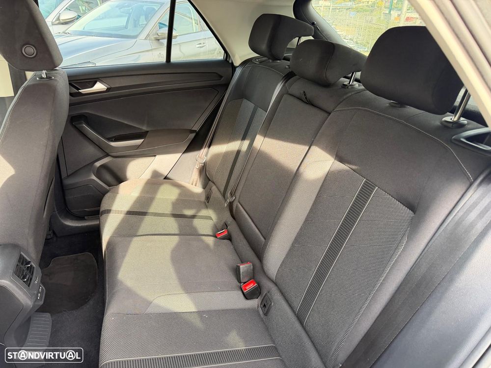VW T-Roc 1.0 TSI Life - 13