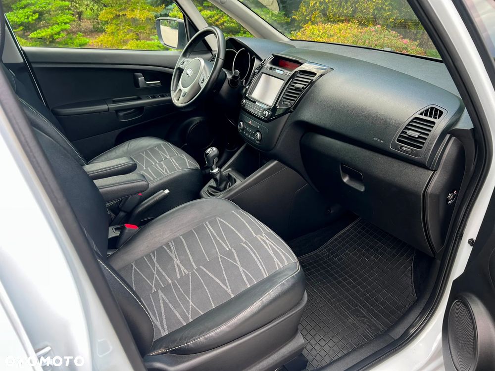 Kia Venga 1.4 CRDi XL - 12