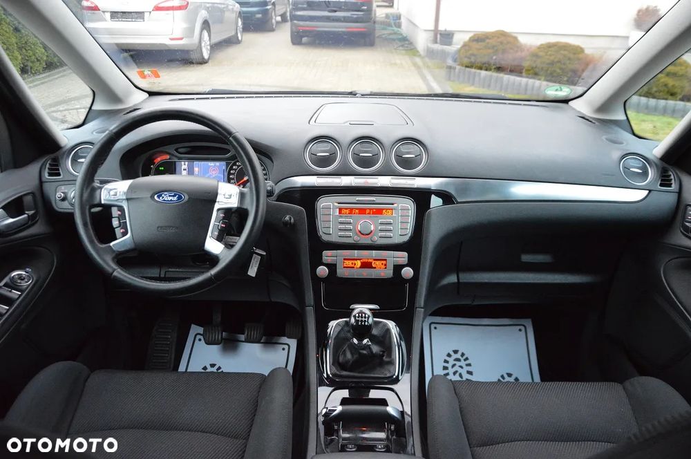 Ford Galaxy 2.0 TDCi Titanium - 12