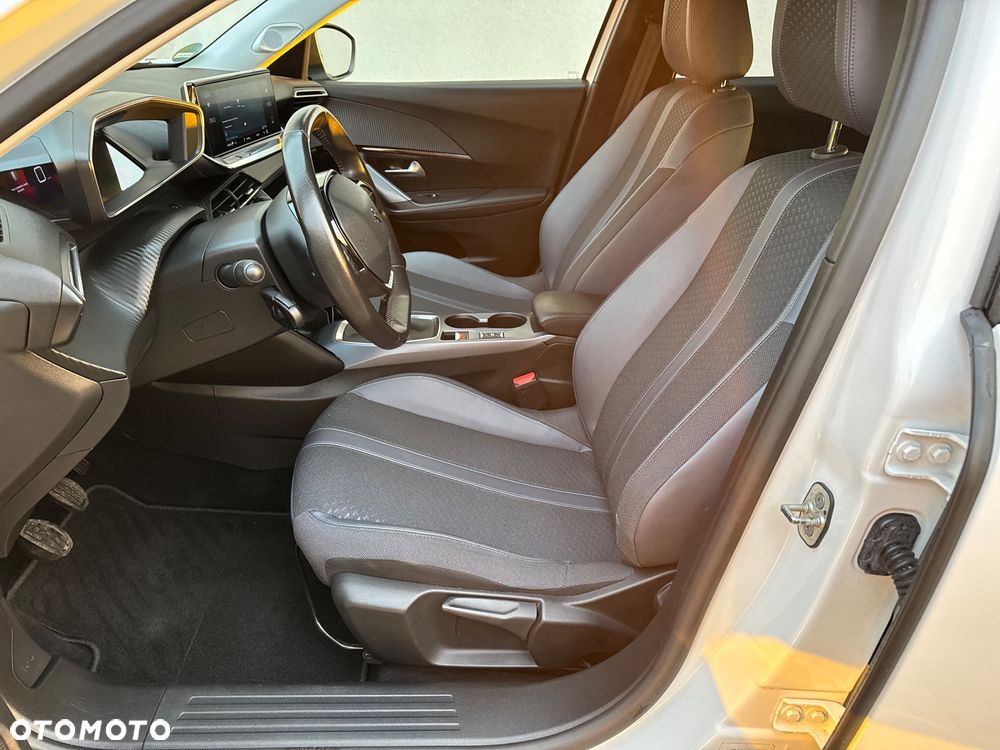 Peugeot 2008 PureTech 100 Stop&Start Allure - 29