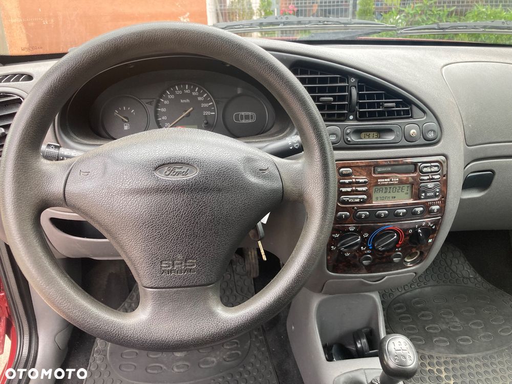 Ford Fiesta 1.3 Flair - 13
