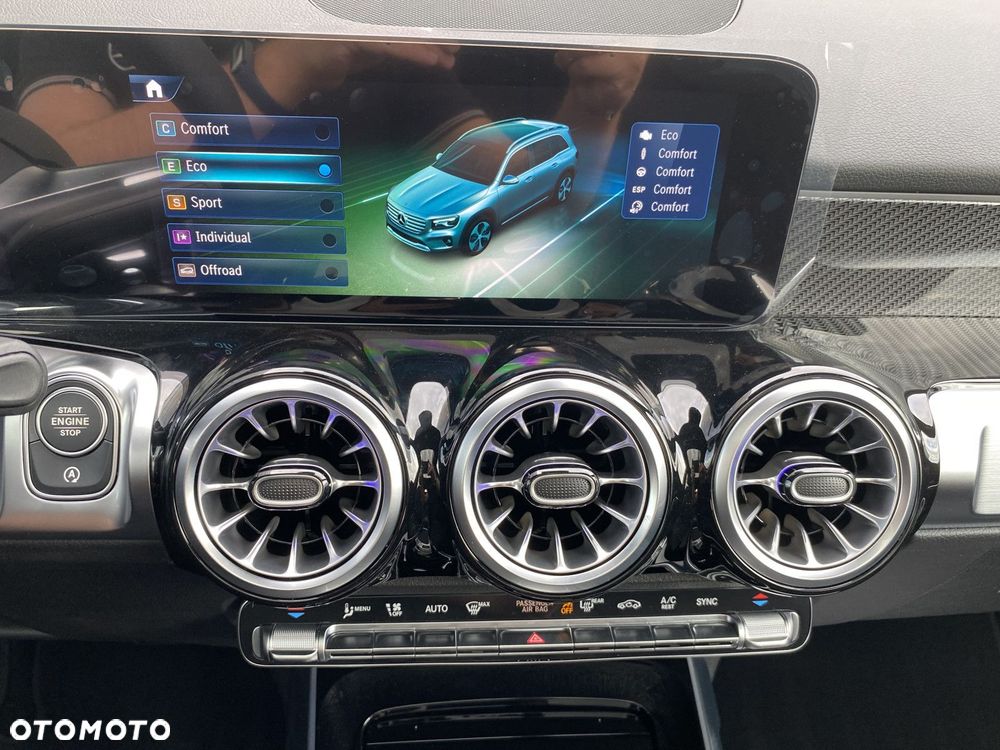 Mercedes-Benz GLB - 20