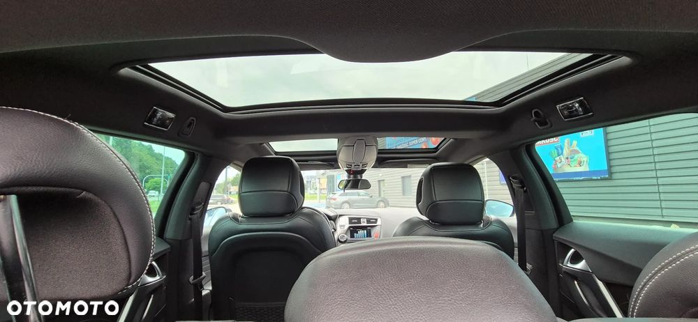 Citroën DS5 2.0 HDi Hybrid4 SoChic MCP - 8