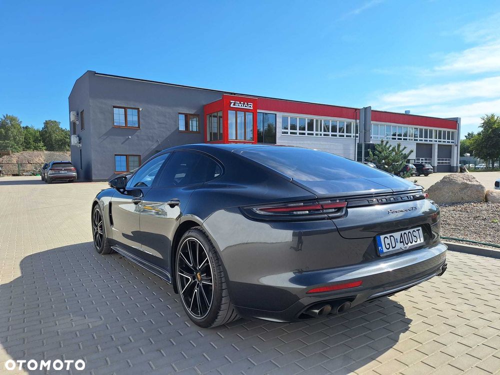 Porsche Panamera - 2
