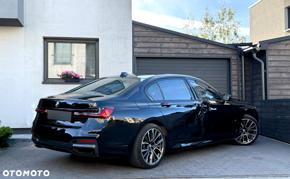 BMW Seria 7 740Ld xDrive sport - 11