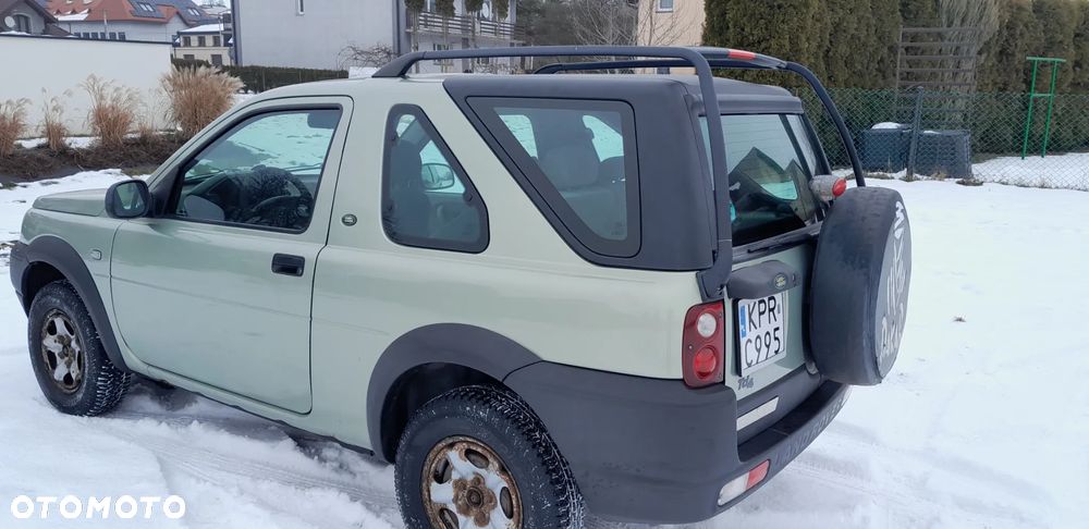 Land Rover Freelander 2.0 D - 8