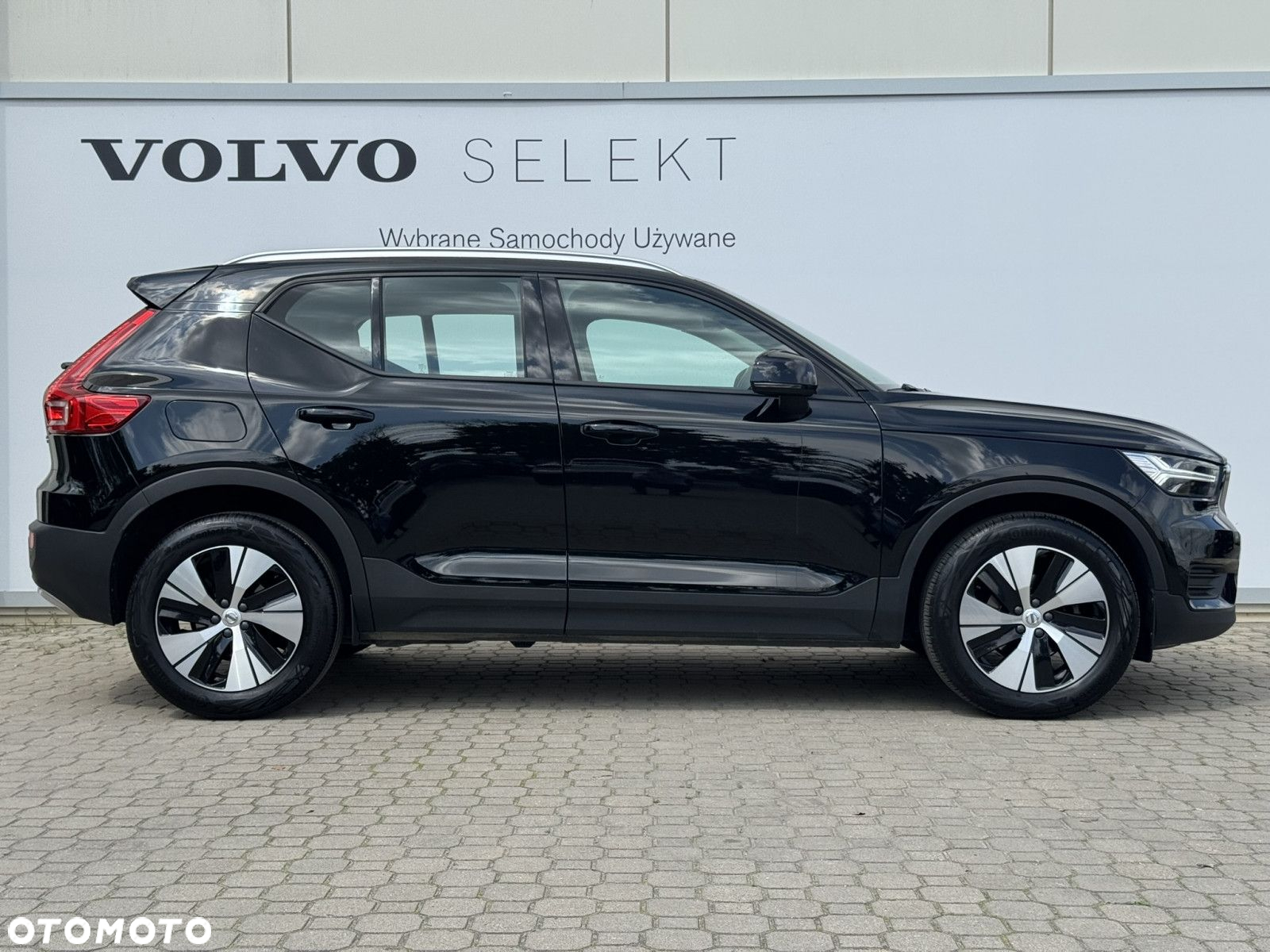 Volvo XC 40 T3 Momentum Pro - 5