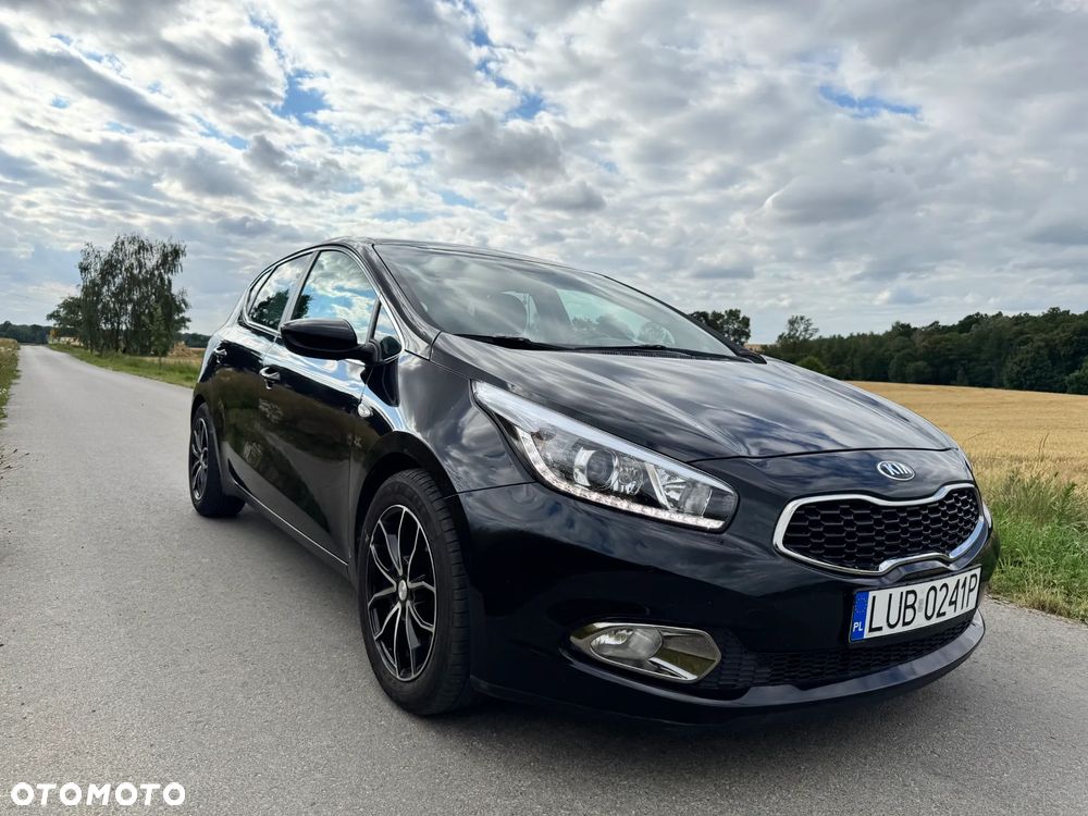 Kia Ceed 1.6 GDI L Business Line - 16