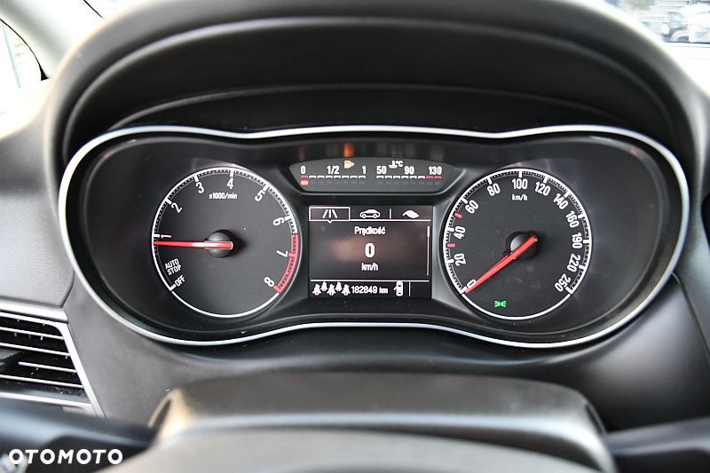 Opel Zafira Tourer 1.4 Turbo Innovation - 37
