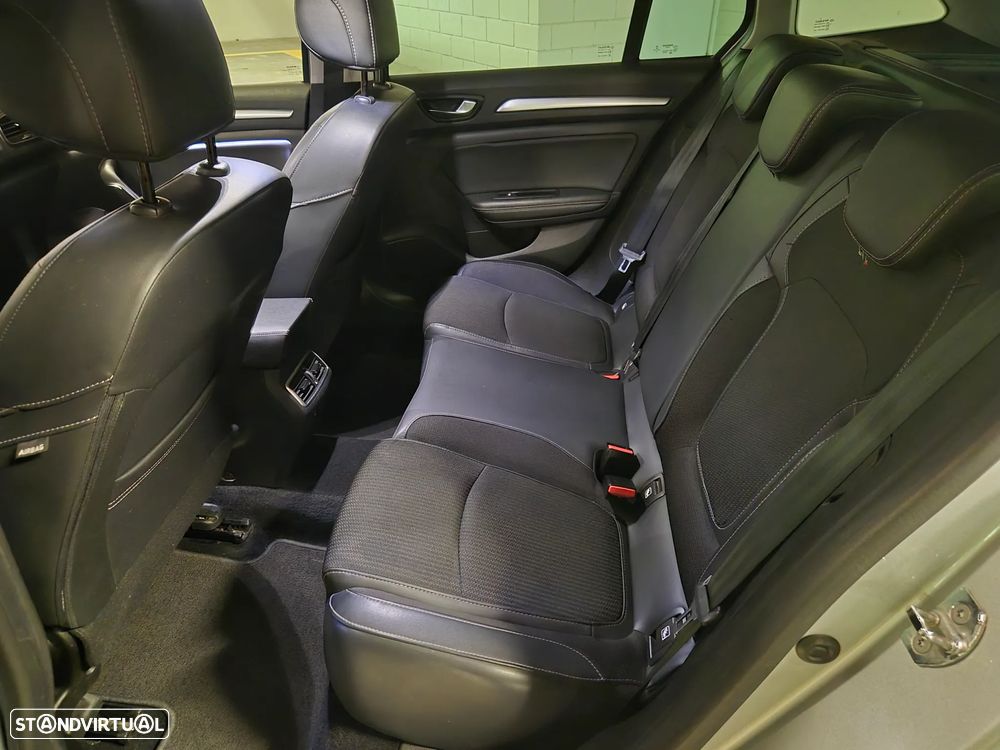 Renault Mégane Sport Tourer BLUE dCi 115 EDC INTENS - 34