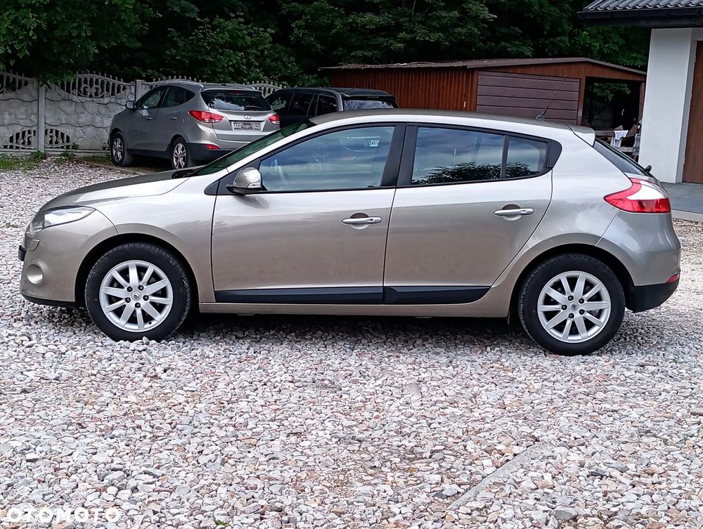 Renault Megane 1.6 16V 110 LIMITED - 4