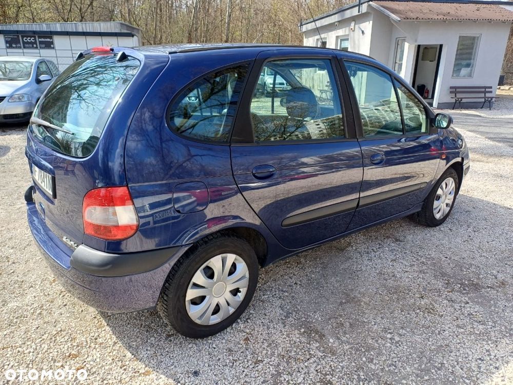 Renault Scenic - 3