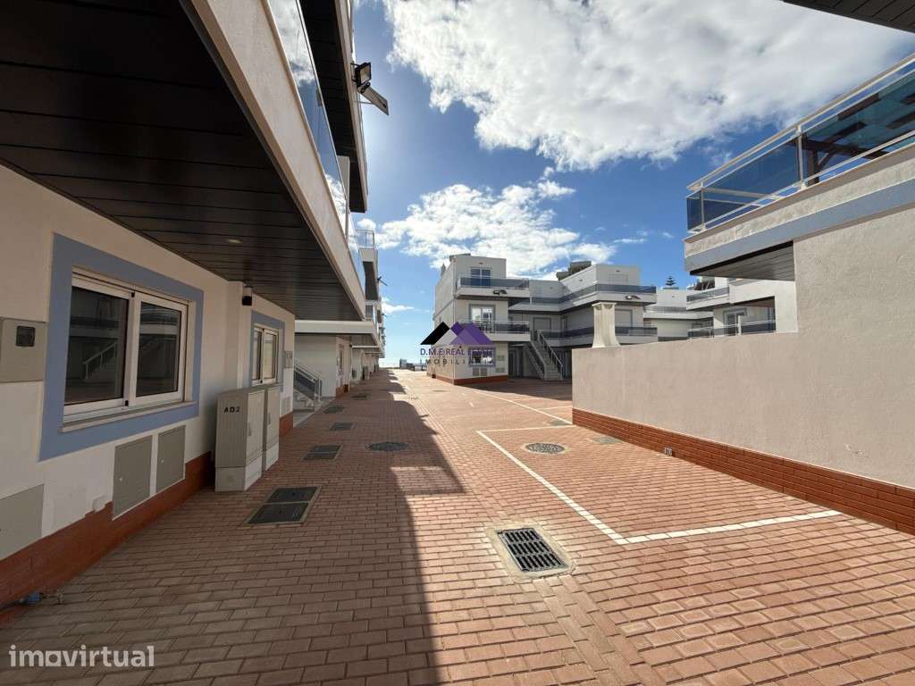 Apartamento T0+1 com Garagem e Acesso Direto à Praia - Manta Rota - Grande imagem: 3/39