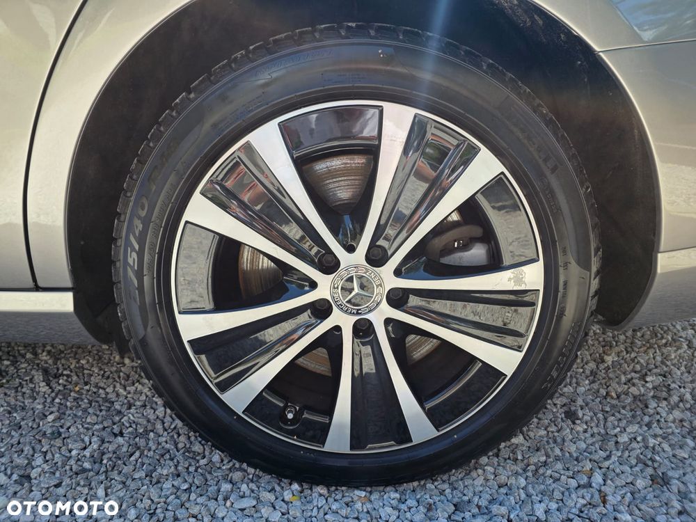 Mercedes-Benz Klasa E 350e 9G-TRONIC Exclusive - 34
