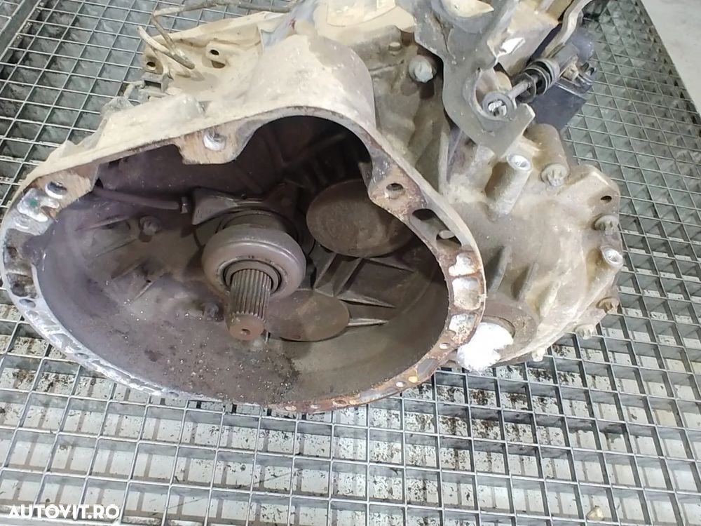 cutie de viteze manuala 2.0 cdi 640940 mercedes a-class w169 - 1