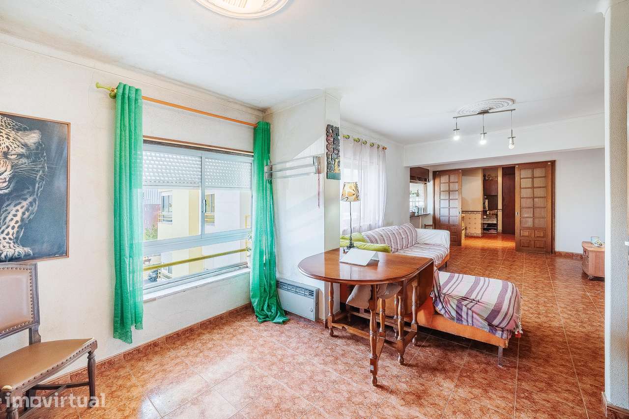 Apartamento, 95 m², Algueirão-Mem Martins - Grande imagem: 2/35