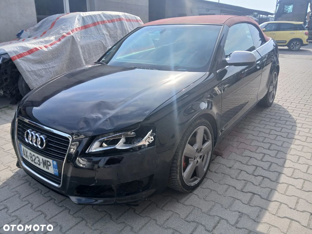 Audi A3 Cabrio 2.0 TDI DPF S tronic Ambition - 3
