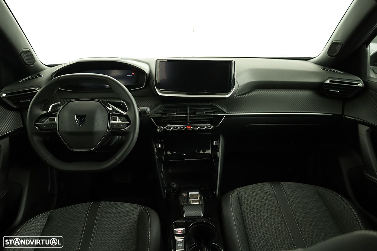 Peugeot 2008 1.2 PureTech Allure EAT8 - 8