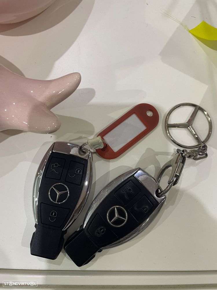 Mercedes-Benz E 300 Bluetec Hybrid Avantgarde - 20