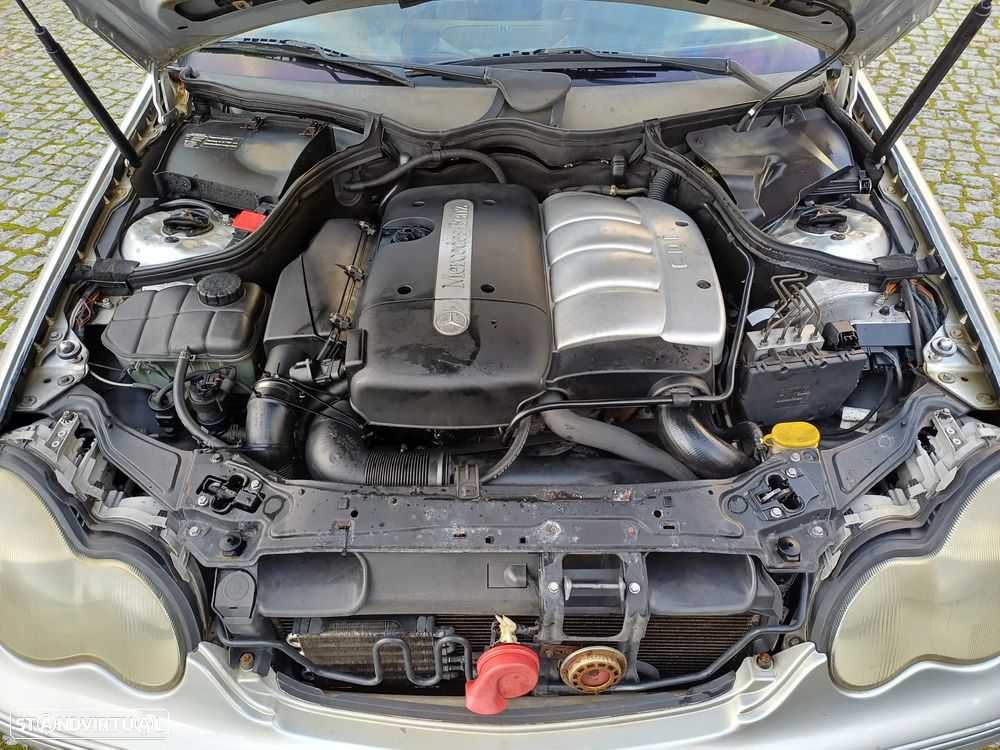 Mercedes-Benz C 220 CDI Auto Avantgarde - 41