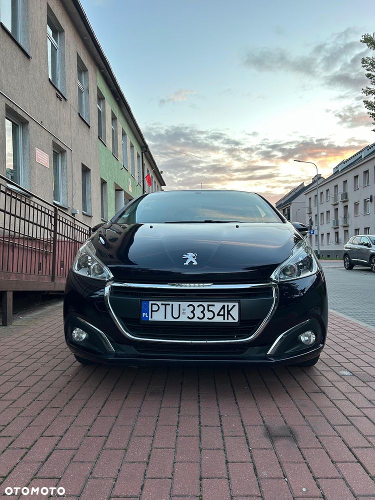 Peugeot 208 2017 photo 5