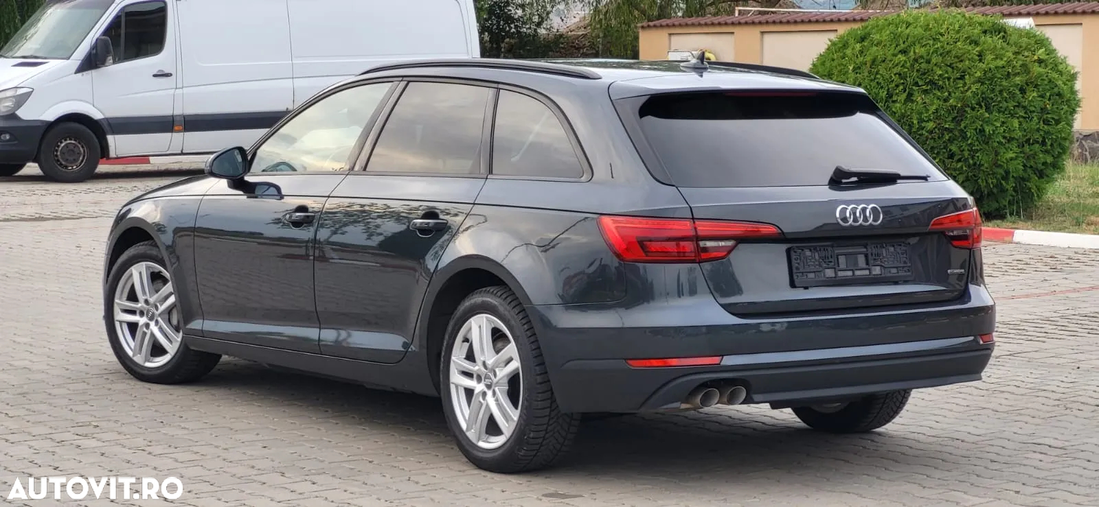 Audi A4 Avant 2.0 TDI quattro design - 3