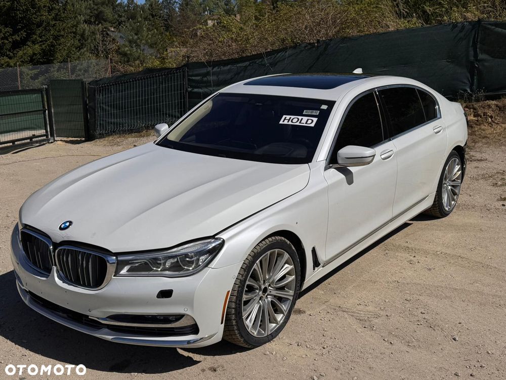 BMW Seria 7 750i xDrive Edition Exclusive - 29